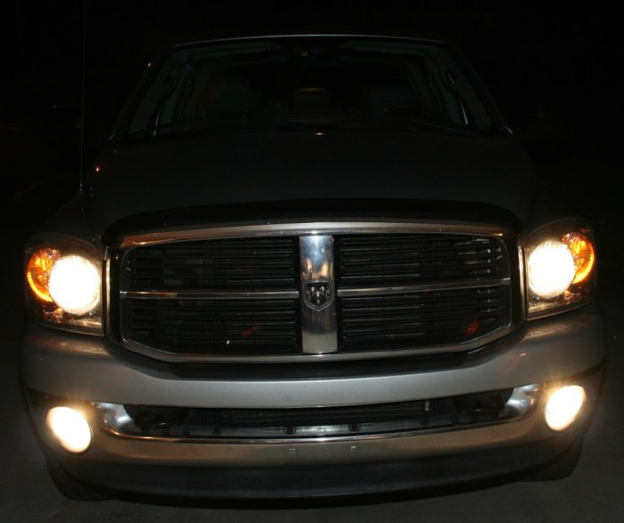 Lights car freeimages stock Lights car freeimages stock